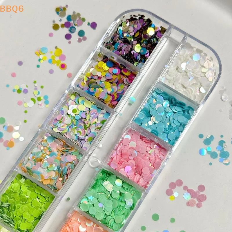 12 Grades de Glitter Colorido Mini Circular Misto para Unhas, Lantejoulas em Ponto de Onda e Flores Brilhantes para Decoração DIY de Unhas e Acessórios para Unhas