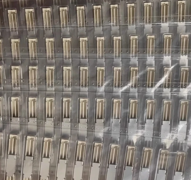 5pcs/lot 61083-101402LF legs width :0.8MM 100PIN Board to board  Connector 100% New and Original