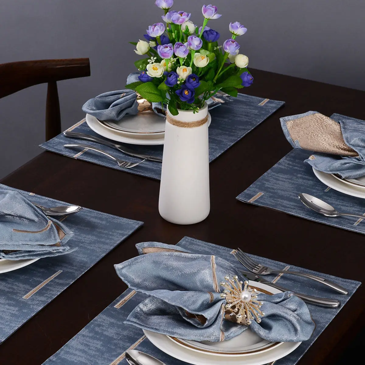 

Набор из 3 блестящих колец для салфеток из сплава с цветочным узором и стразами для украшения стола на семейных мероприятиях