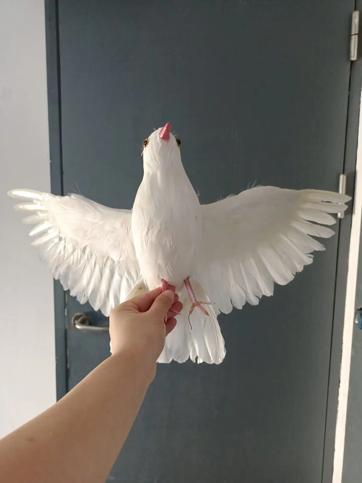 Large White Simulation Dove Model 40x65cm with Foam Feather Wings Bird Decoration Gift