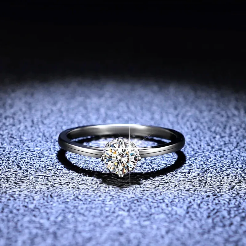 

18K Gold Diamond With Four Claws VVS1 Moissanite PT950 Platinum Ring For Women Wedding Engagement Gift