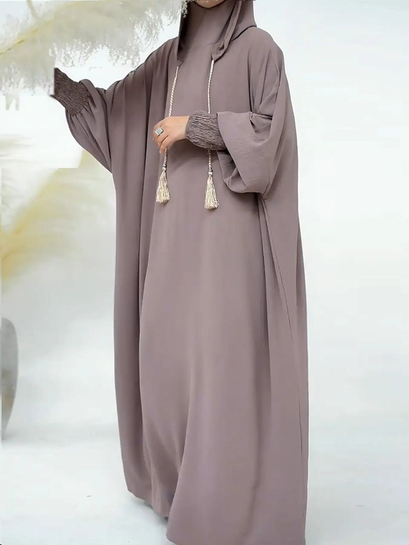 Saudi Women Abayas Muslim Ramadan Prayer Clothing With Hooded Jalaba Solid Casual Batwing Sleeve Arab Oriental Robe Eid Djellaba