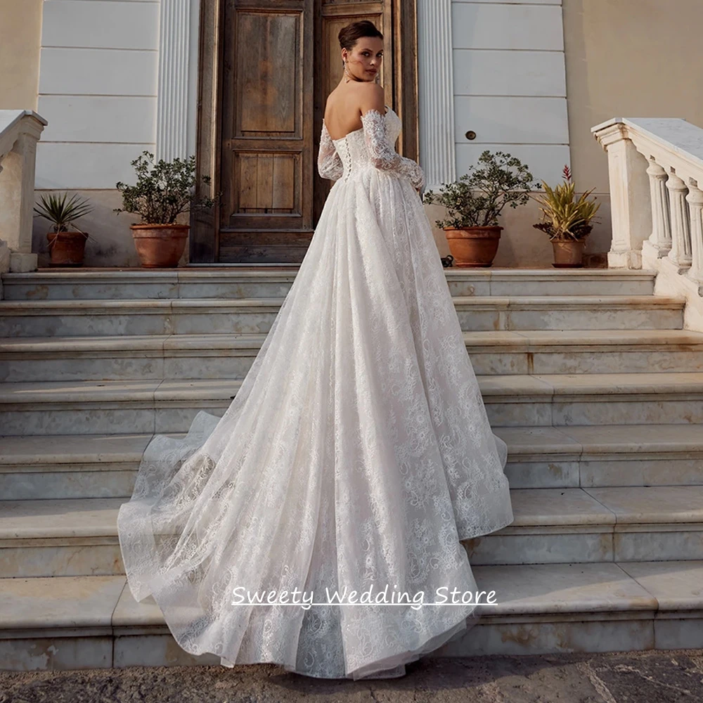 Customized Romantic Princess Wedding Dress New Arrival Strapless Long Sleeves Lace Applique Corset Bridal Gown Sweep Train