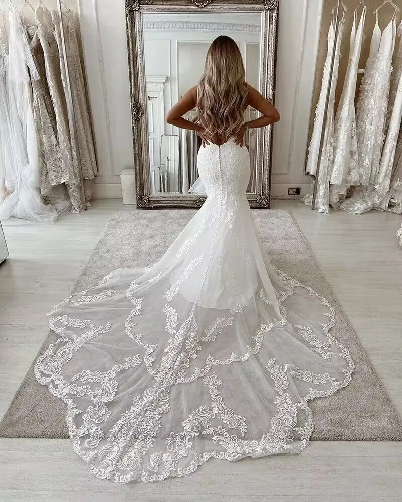 2025 Gorgeous Bride Gown Scoop Neck Tulle Lace Appliques Wedding Mermaid Sleeveless Backless Bridal Dress Customized