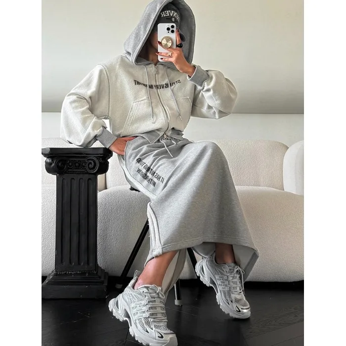 

Модный весенний комплект: женская толстовка с капюшоном и юбка с высокой талией, уличный стиль, корейский свободный крой, комплект из двух предметов