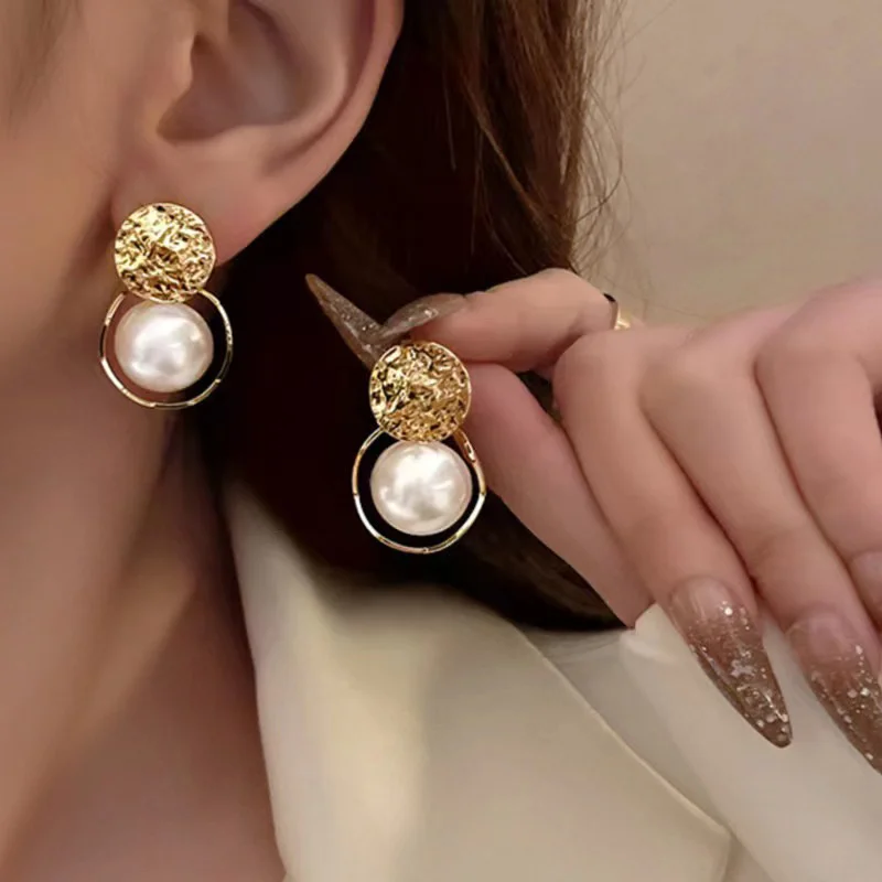 Irregular Round Large Pearl Hollowed Geometric Metal Earrings For Women Party Gift Fashion Jewelry Accessories