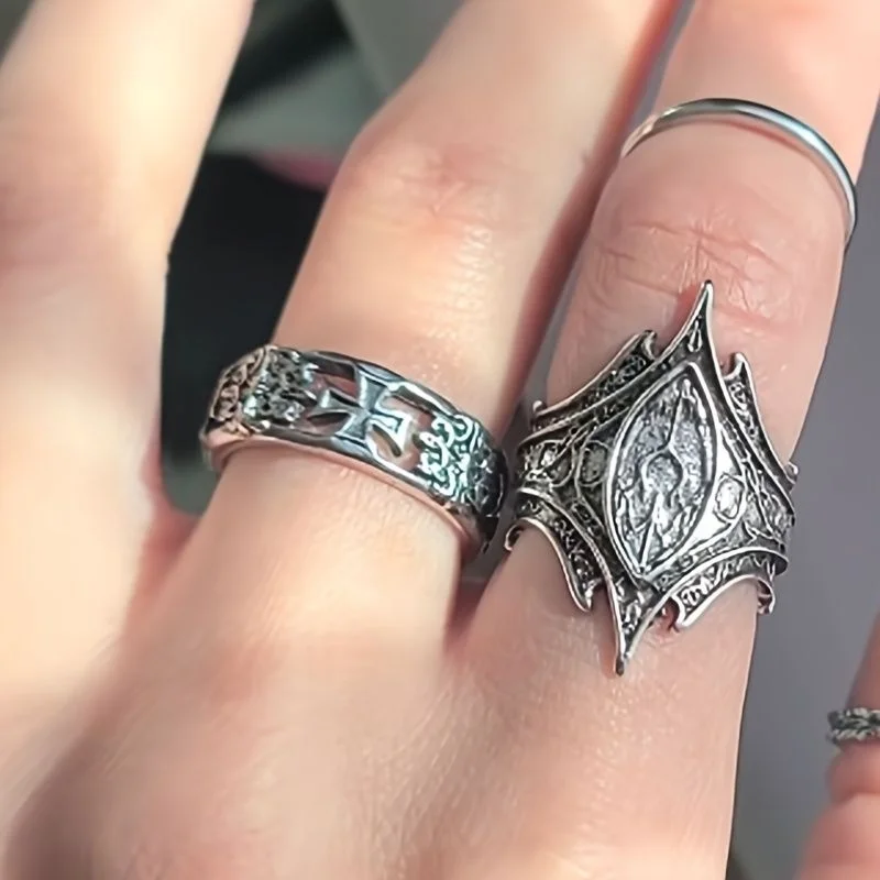 2-piece Gothic cross ring set with retro filigree hollow cross geometric pattern silver stackable open ring punk jewelry