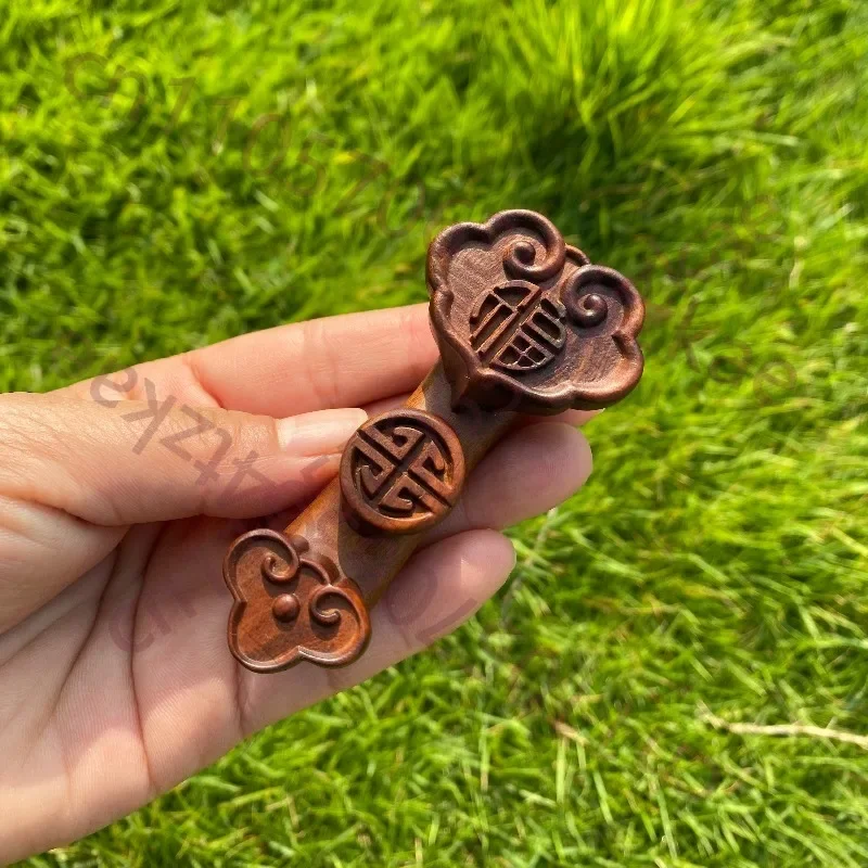 Hand-Carved Jujube Wood Lucky Scepter - Pocket-Sized Chinese Style Wood Carving Worry Beads for Men Women, Stress Relief,