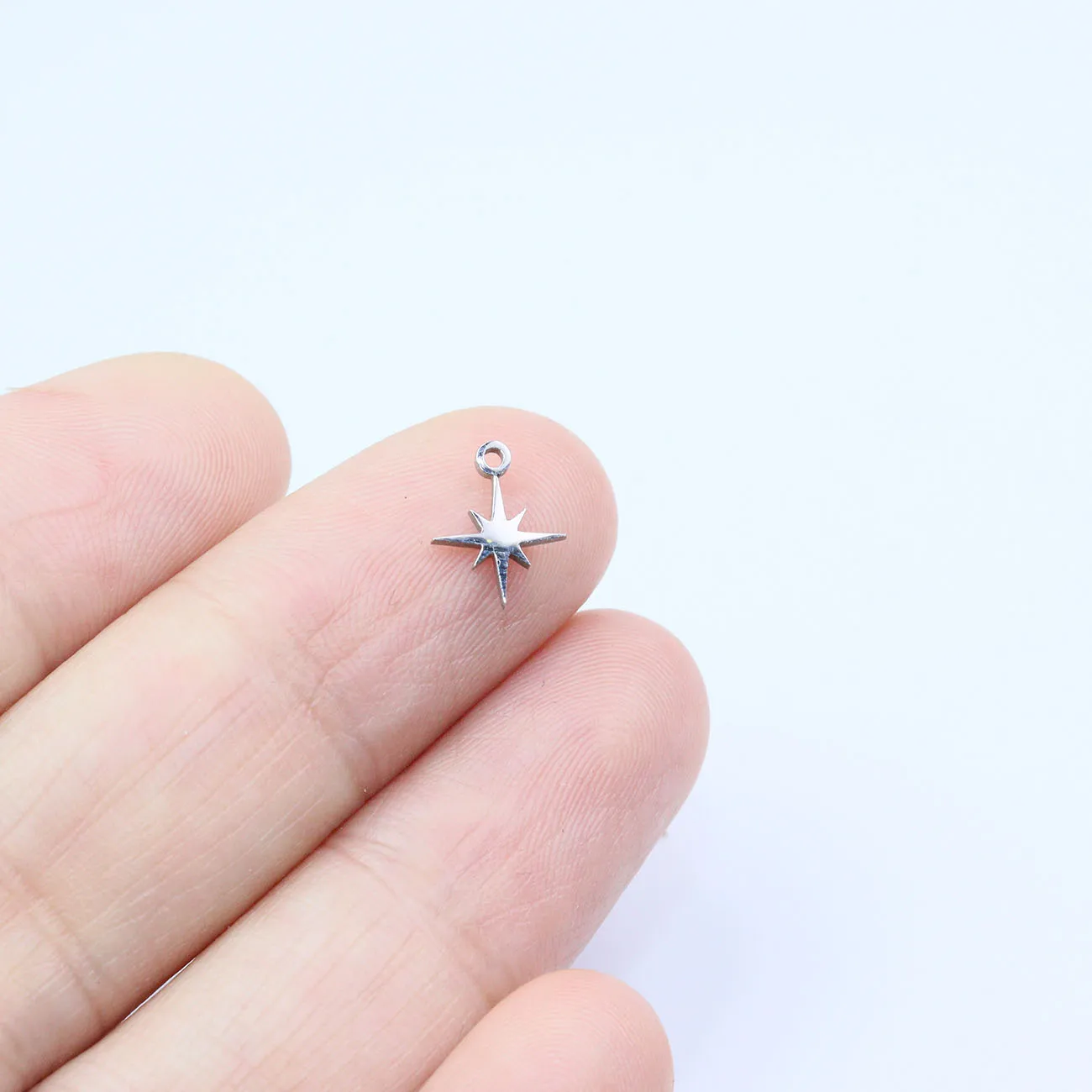 10 Stück Edelstahl glänzend Mini Stern Mond Charms Anhänger DIY Handwerk wasserdicht Damen Modeschmuck Zubehör – Detail 16
