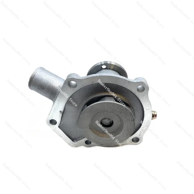 Applicable to D750/D850/D950/V1100/V1200 engine water pump 15534-73030 cooling pump