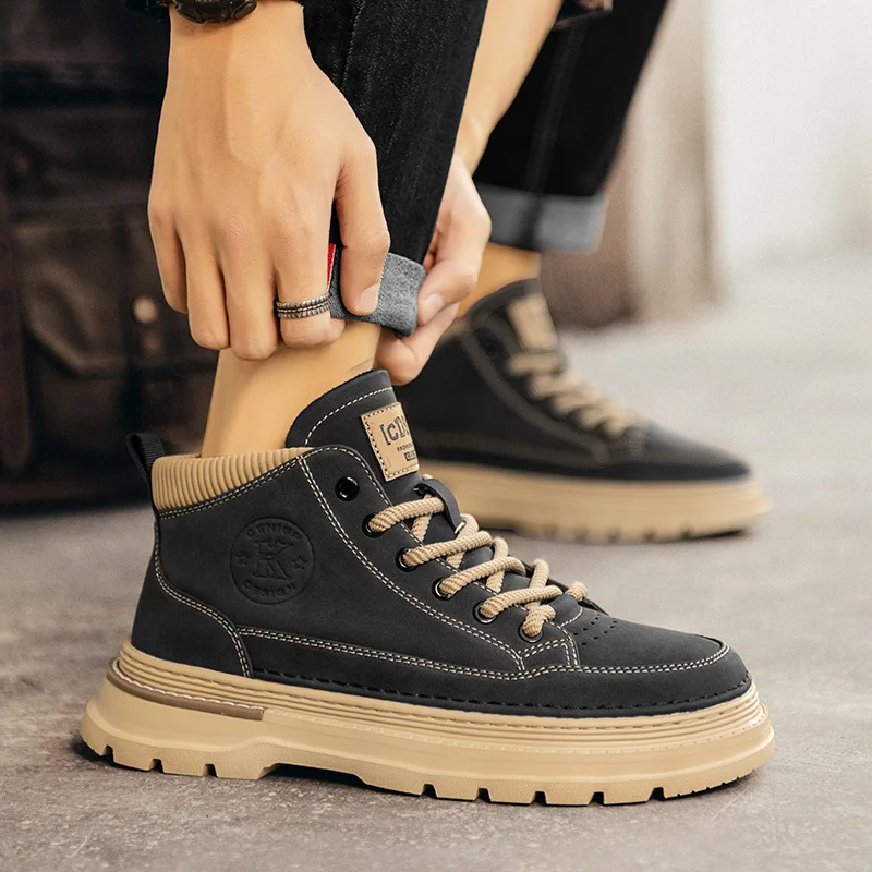 

2025 New Men's British Style Soft Leather Thick Soled Boots High Street Men's Autumn and Winter Retro Tooling Boots Men's Boots