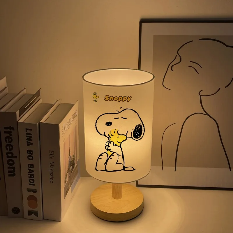 Disney Snoopy Night Light Cute Cartoon Creative Children's Small Desk Lamp Simple Warm Light Eye Protection Holiday Gift