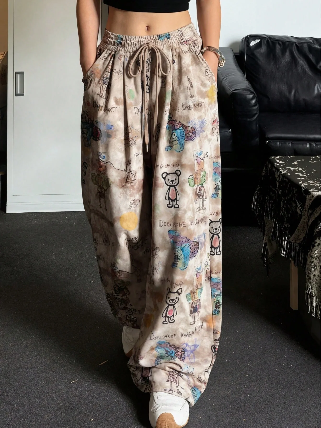 Women's Loose Knit Fabric Sweatpants with Full-Body Printed Stripes, Casual Knit Fabric Wide-Leg Pants with Belt, Suitable for Vacation and All Seasons