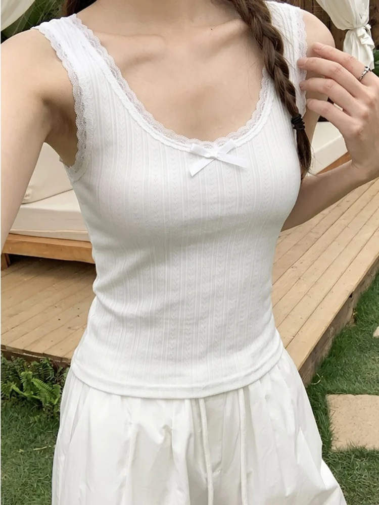 Korean Minimal Casual Vest Y2k Crop Top Lace Spliced Bow Women Camisole 2026 Summer Stylish Versatile Basic Outerwear Tank Top