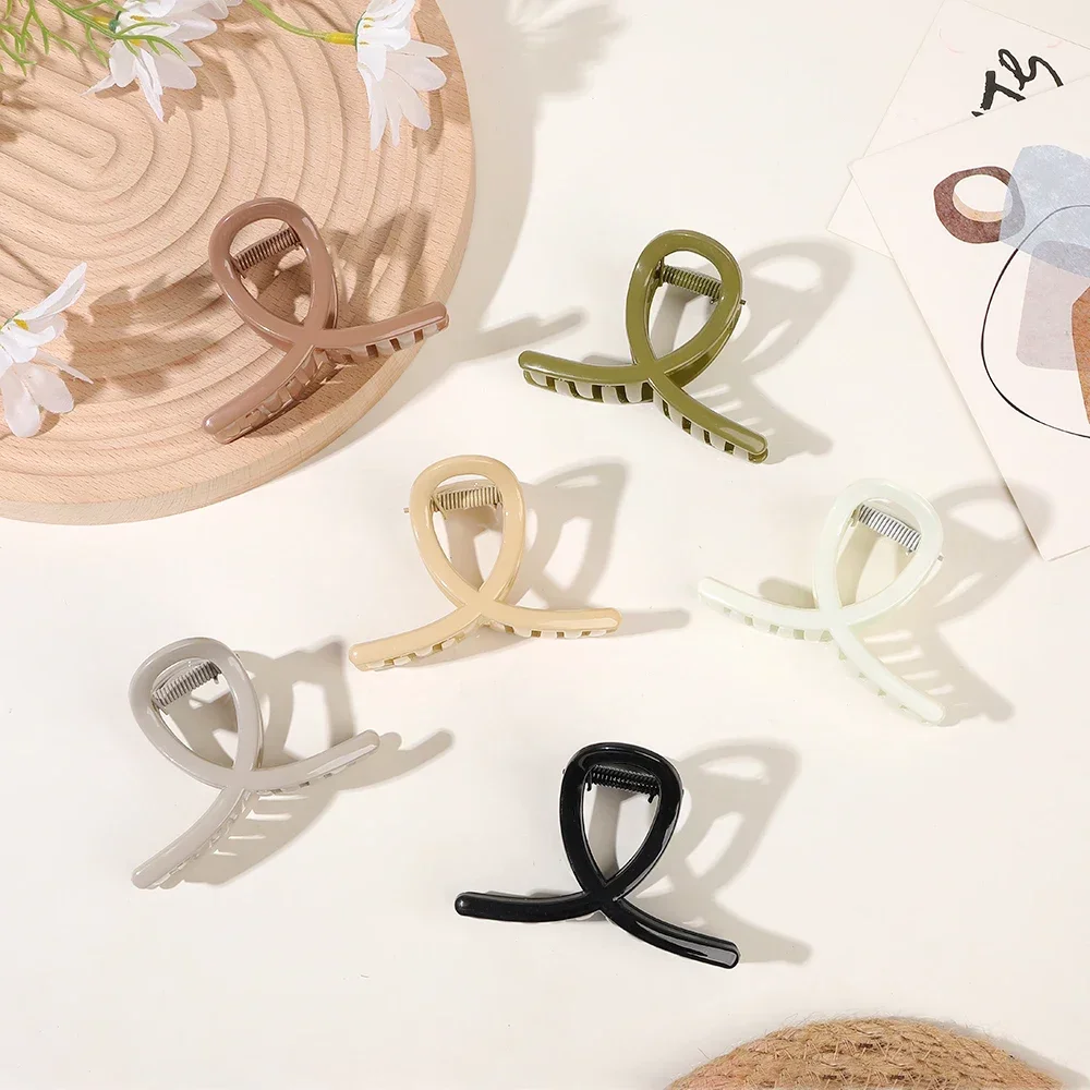 2024 Fashion Small Hair Claws Girl Ponytail Holder Hairpins Hair Clip Shark Clip  Elegant Casual Hair Accessories Headwear