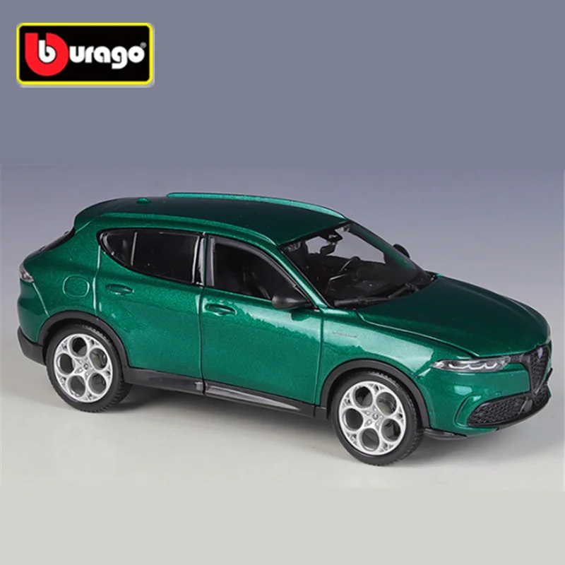 Bburago 1:24 Alfa Romeo Tonale SUV Alloy Car Model Diecast Metal Classic Vehicles Car Model Simulation Collection Kids Toys Gift