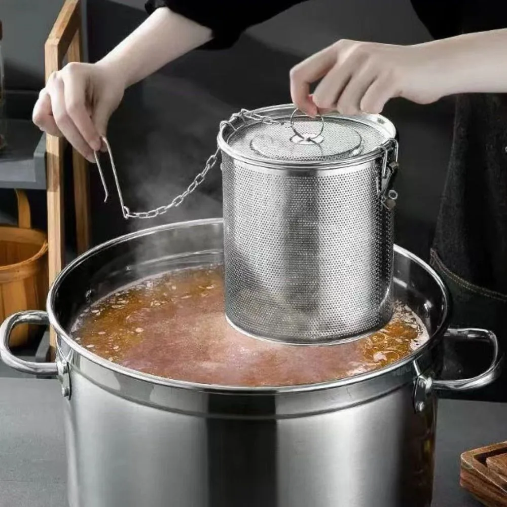 Saringan Bumbu Masakan Stainless Steel 304 dengan Pengait Rantai, Infuser Bola Teh Jaring Halus, Anti Karat dan Tahan Korosi