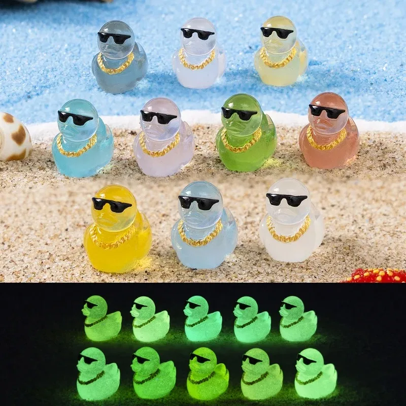 10Pcs Luminous Mini Ducks Tiny Ducklings Figures Glow in Dark Small Ducks for Moss Microlandscape Miniatures Garden Decor