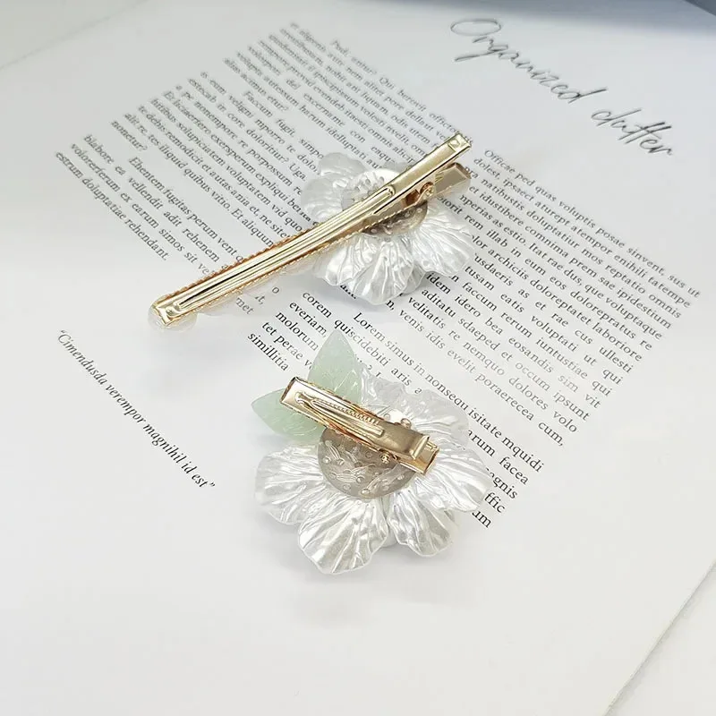 أنيق وبسيط عالي الجودة، كاميليا لؤلؤية رومانسية وفريدة، مشابك شعر جانبية عصرية ومتعددة الاستخدامات، مشبك شعر حلو