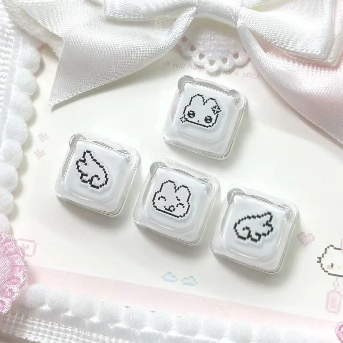WASD Keycaps 4 Keys Pixel Art Rabbit Bunny Clear Transparent Custom Novelty Keycap Set for Mechanical Keyboard Cherry MX Gaming