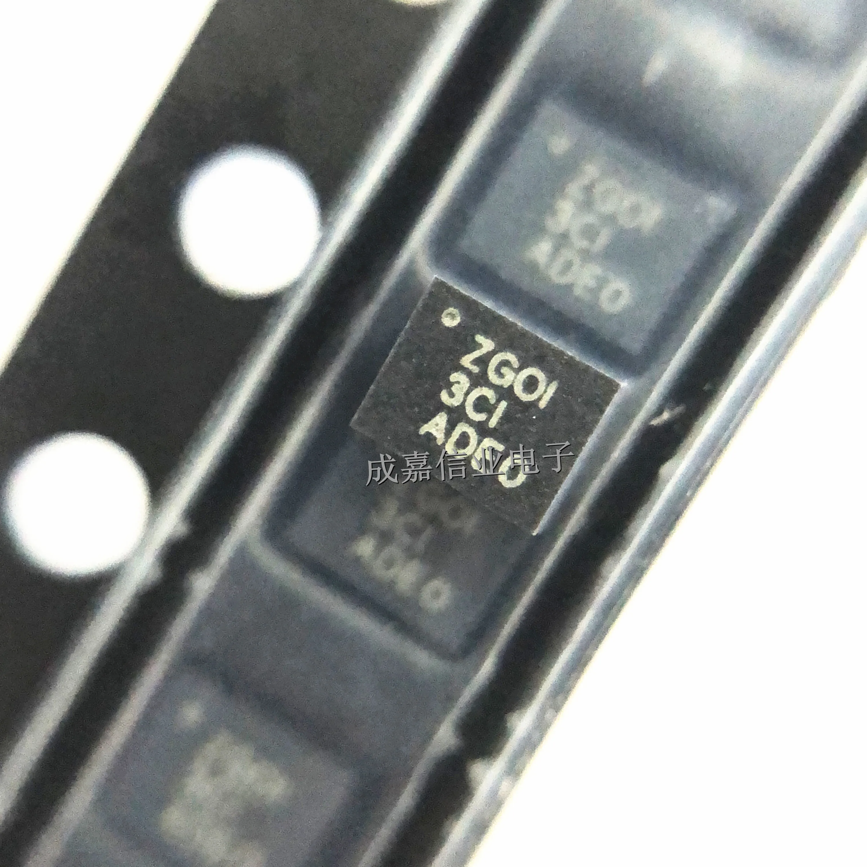 10pcs/Lot TPS61089RNRR VQFN-HR-11 MARKING;ZGOI Switching Voltage Regulators Fully-Integrated Synchronous Boost Converters in