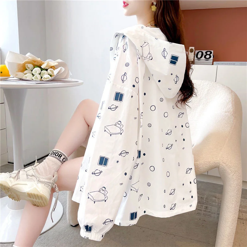 Hooded Sunscreen Women's Summer Coat 2026new Windbreaker s Joker Ins Super Fire Cardigan Large Size Thin Female Top