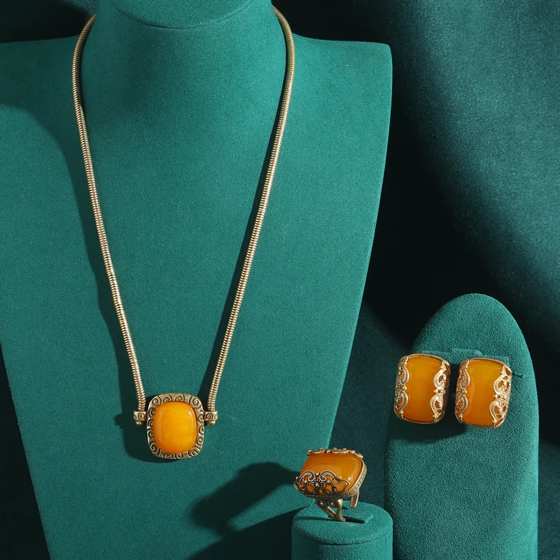 

Винтажное квадратное ожерелье из желтого натурального камня, комплекты ювелирных изделий, роскошный дизайн, дворцовые антикварные золотые женские серьги, кольца 2025