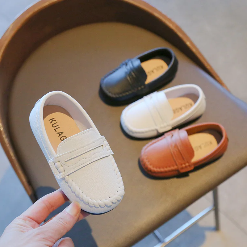 

Детская кожаная обувь в британском стиле, осенняя новая повседневная обувь для мальчиков в стиле ретро, обувь для девочек на мягкой подошве, женские лоферы, модная замшевая студенческая обувь