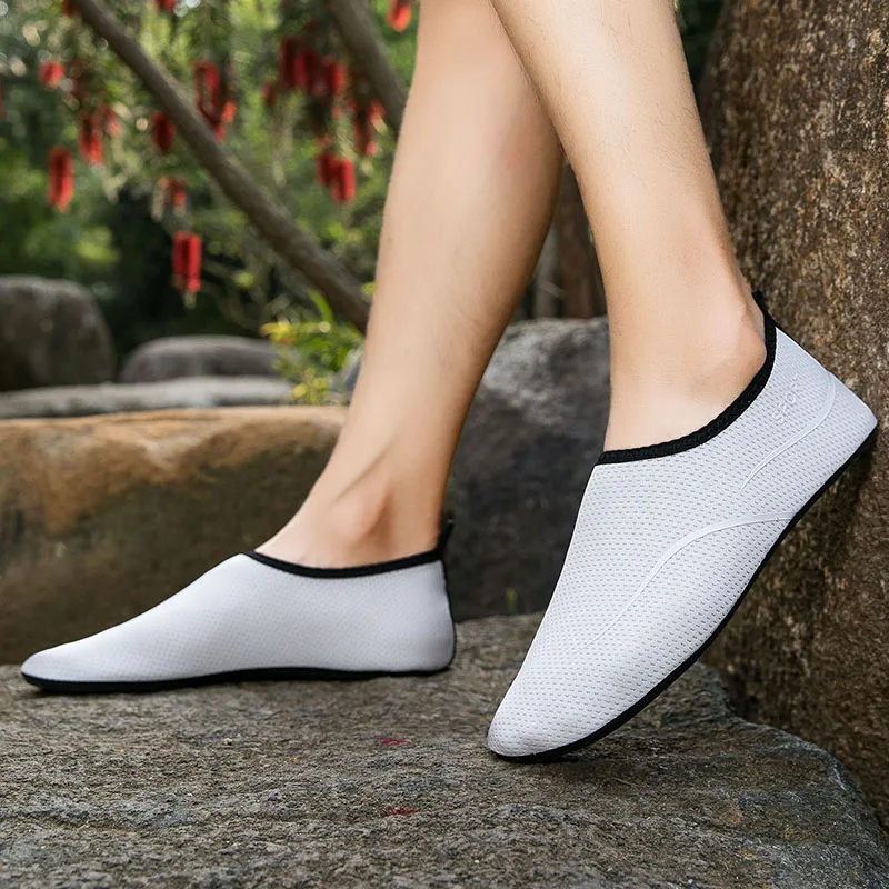 

Летняя популярная простая и дышащая однотонная обувь для пляжного серфинга и плавания, пляжная обувь, универсальная обувь для йоги