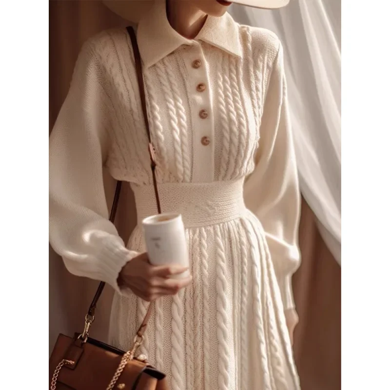 

High-end Fashion White Twist Knitted Dress for Women's 2024 Autumn and Winter New Foreign Style Waist and Thin Sweater Skirt