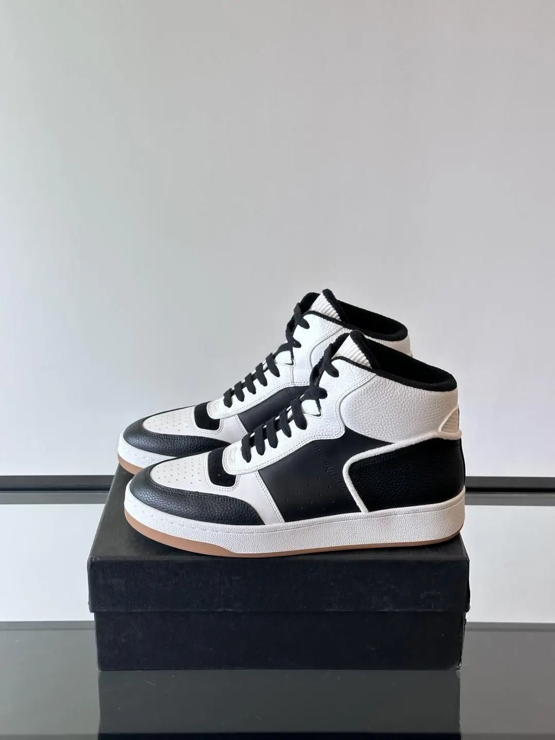 Unisex Fashion Lace Up High Top Board Sneakers Leather Suede Splicing Breathable Upper Thick Flat Sole All Match Footwear