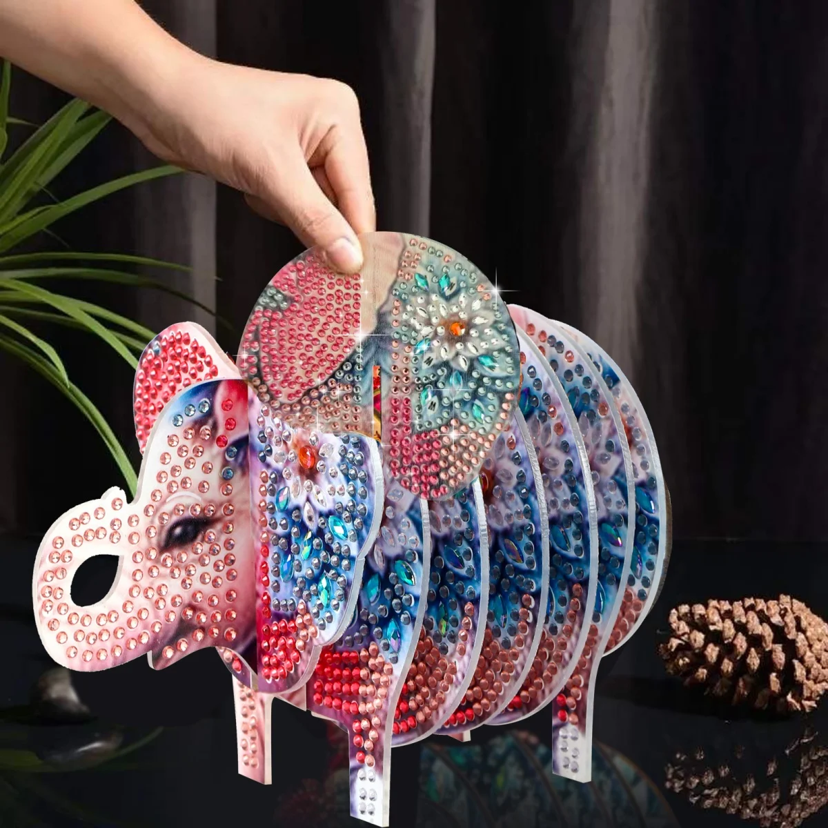1 DIY diamond art painting set, elephant-shaped coasters, acrylic decorative items, for New Year gifts to relatives and friends.