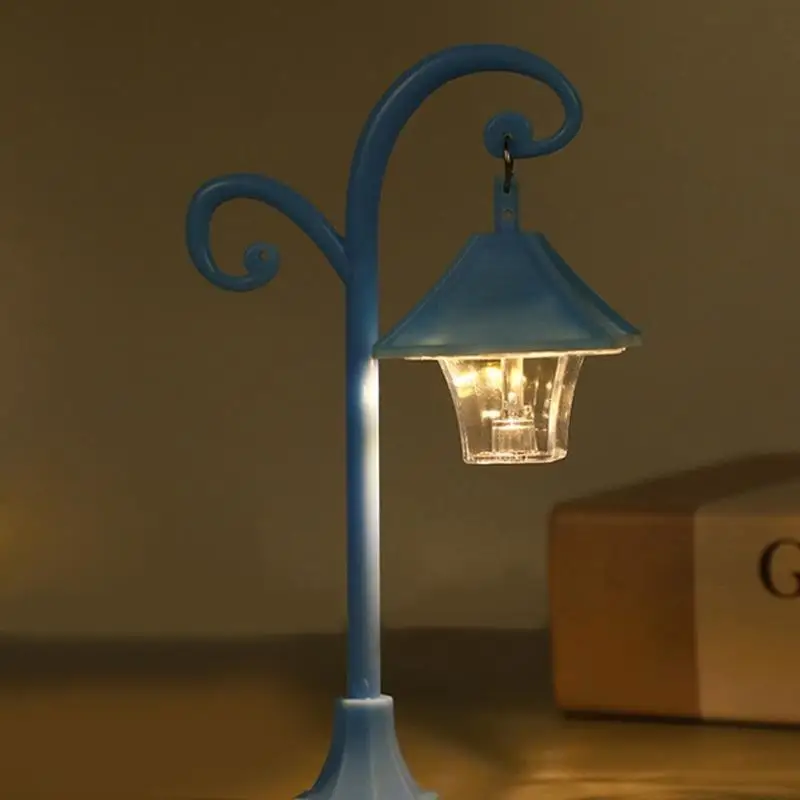 

U13F Miniature Street Lamp Model Pathway Light Landscape Lamp for Dollhouses and Garden Scene Displaying Accessories 2PCS