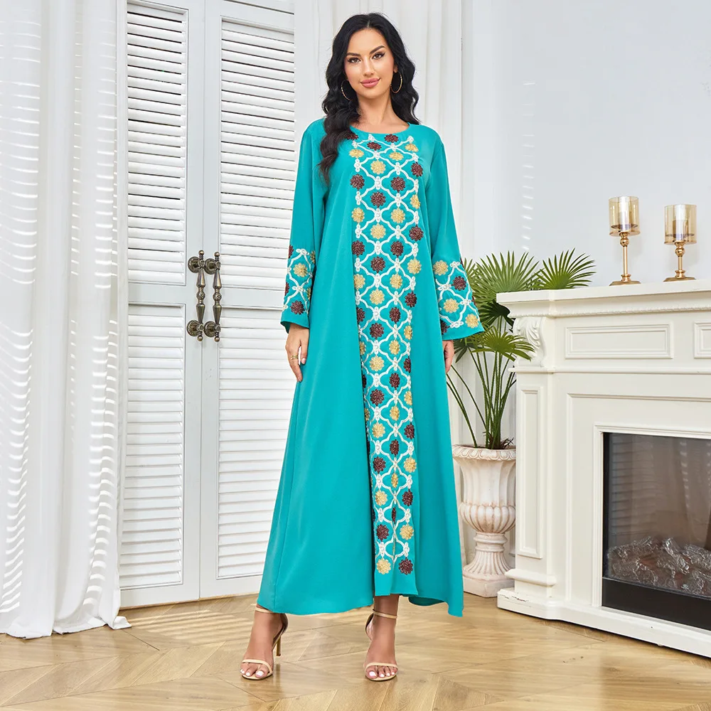 Women's clothing new Muslim clothing elegant embroidery round neck long robe dress women's dress