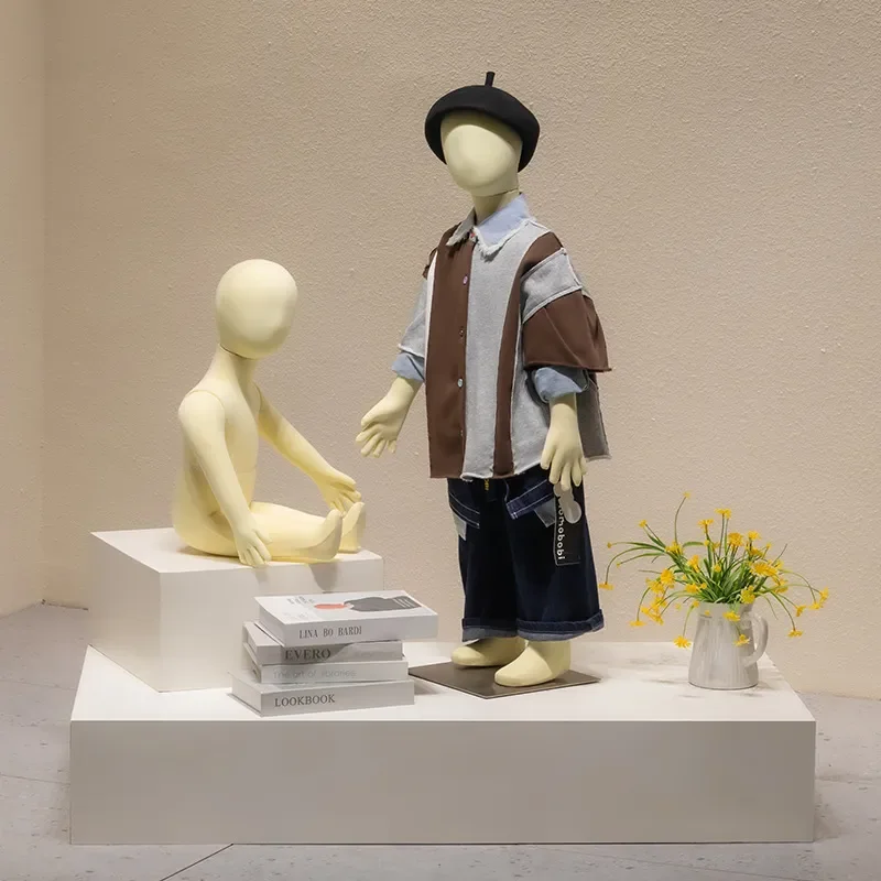 Soft Bendable Full Body Child Mannequin for Clothing Store Display Window Props Posing Model for Kids Fashion Photography