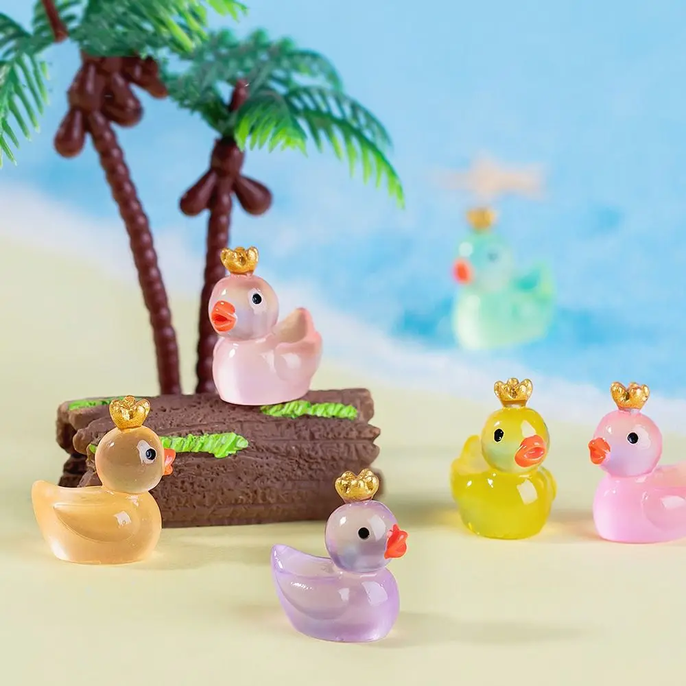 5pcs Resin Crafts Luminous Crown Small Ducks Cute DIY Miniatures Crowned Duck Colorful Glowing Yellow Duck Home Decorations