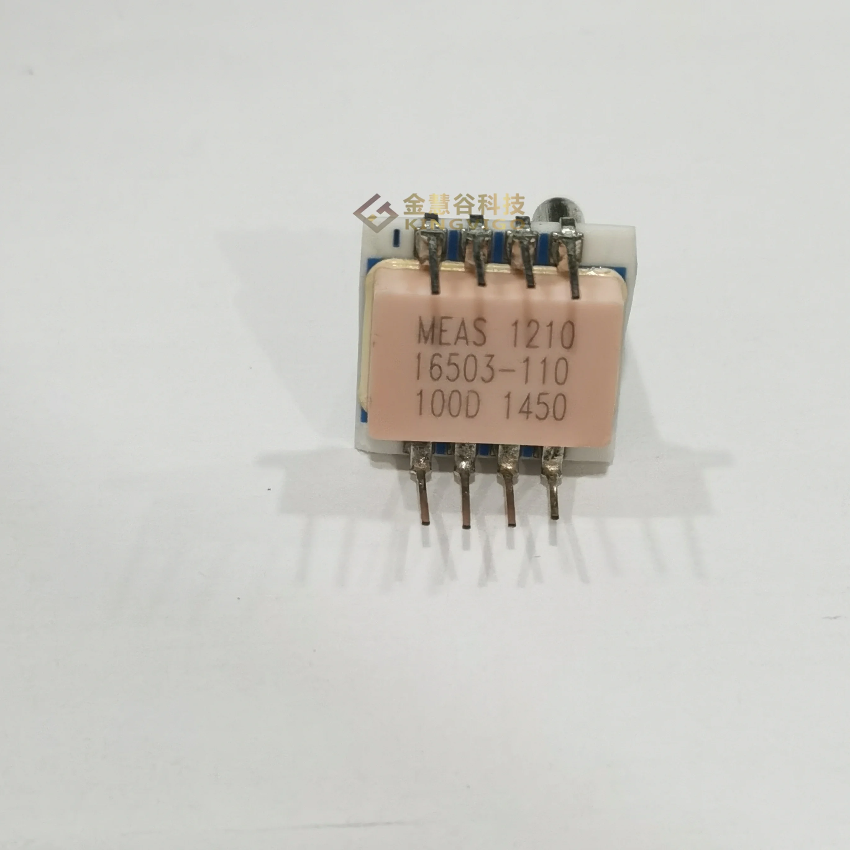 The 1210A-100D-3L multi-lead multi-tube configuration is equipped with a differential pressure 700Kpa silicon pressure sensor