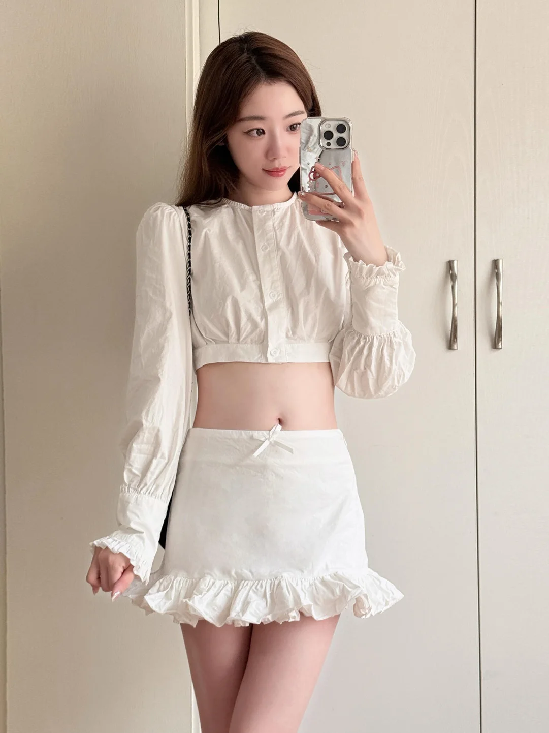 

Spring 2026 Women's White Long Sleeve Shirt Top Slimming Half Skirt Fashionable Versatile Set High Waist round Neck French Style