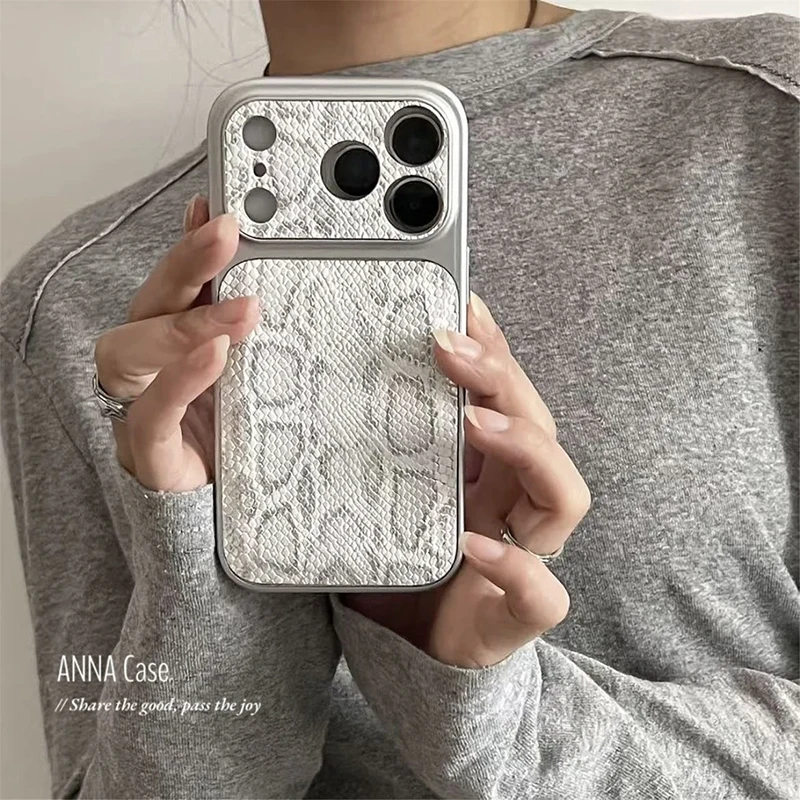 Capa de Celular Premium em Couro Texturizado Branco para iPhone 17 Pro Max 16 15 Pro 14 13 Pro Max, Capa Traseira à Prova de Choque
