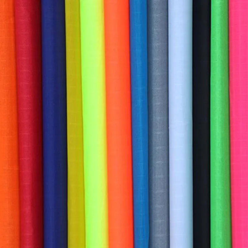 400 pollici x 60 pollici tessuto per aquiloni fabbrica all'ingrosso nylon ripstop per tenda impermeabile 10 m x 1,5 m trilobiti aquiloni gonfiabile aquilone surf