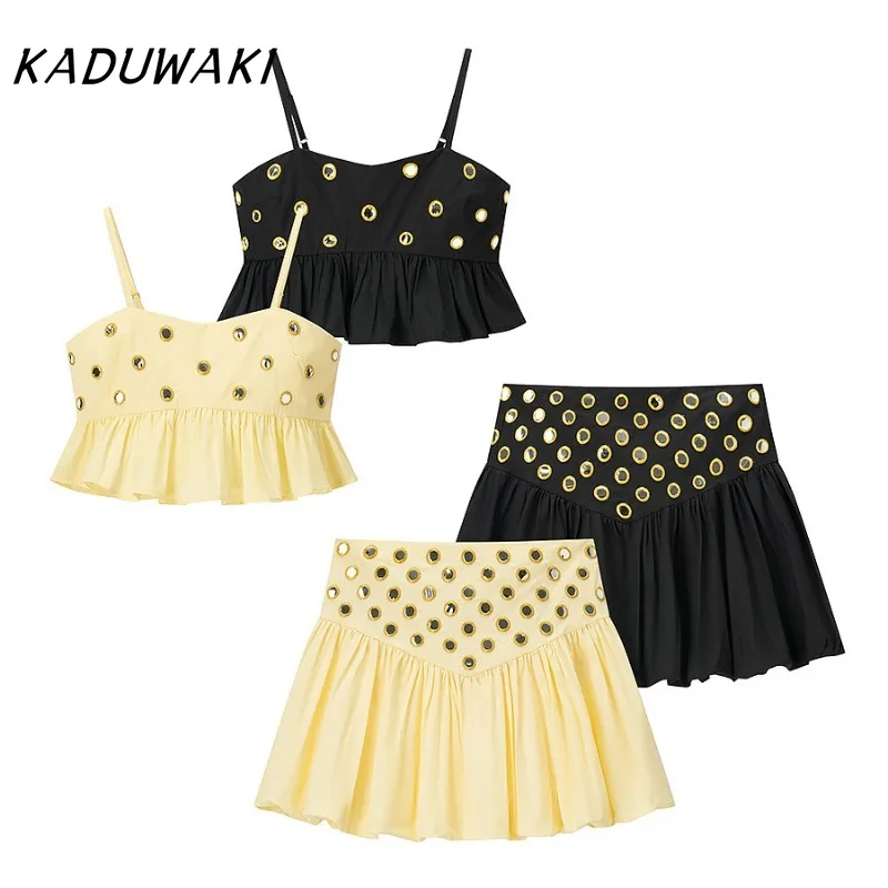 

KADUWAKI Summer Women Metal Hollow Pleated Suspender Skirt Sexy Sleeveless Vest High Waist Mini Skirts Lady Vacation 2pcs 니트 스커트