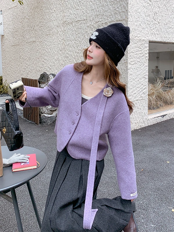 Lila Schöner Blumen-Seidenwollmantel für Damen, Herbst-Winter Neuheit, Doppelseitiger Kamerarock-Pullover, Koreanischer Stil für Pendler