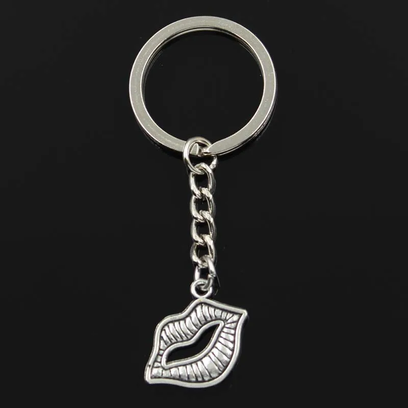 Fashion Keychain 24x20mm Sexy Lips Kiss Silver Color Pendants DIY Men Jewelry Car Key Chain Ring Holder Souvenir For Gift