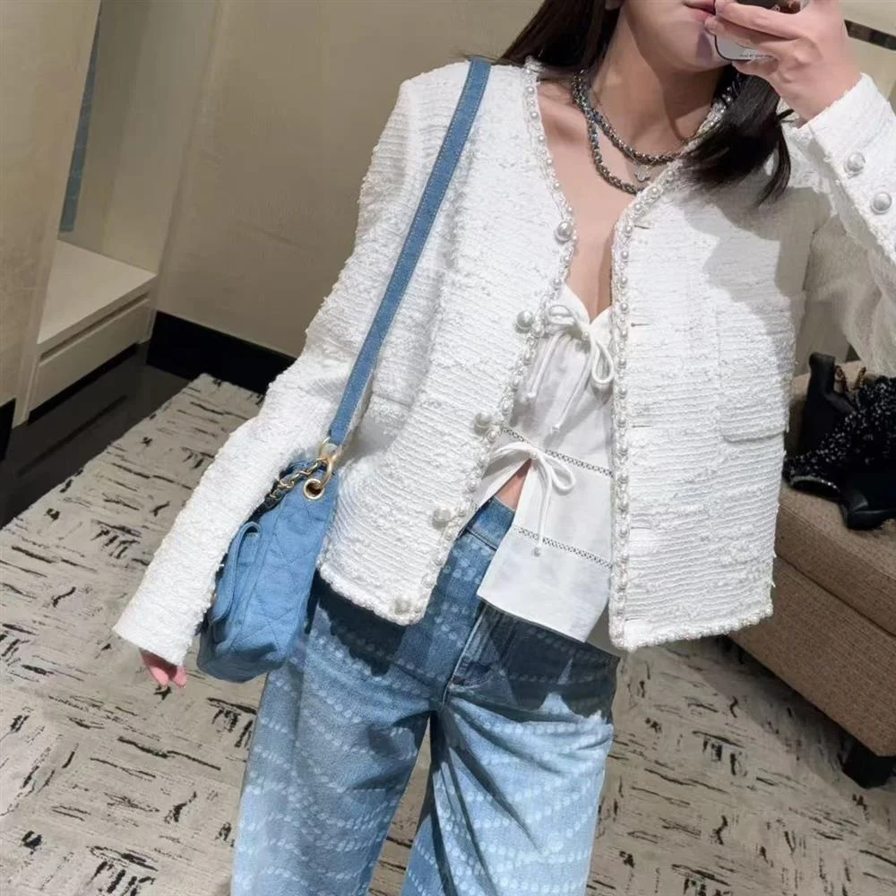 

Elegant Long Sleeve Women's Collar Coat with Button Detail in Diagonal Pattern Early Spring Milk White Thickened New Style