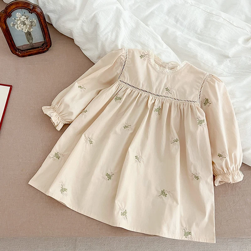 Herbst Prinzessin Kinder Kleid Neue Mädchen Kleid Kleines Mädchen Spitze Kragen Hohl Kleid Baumwolle Baby Sticken Prinzessin Kleid Korea Stil