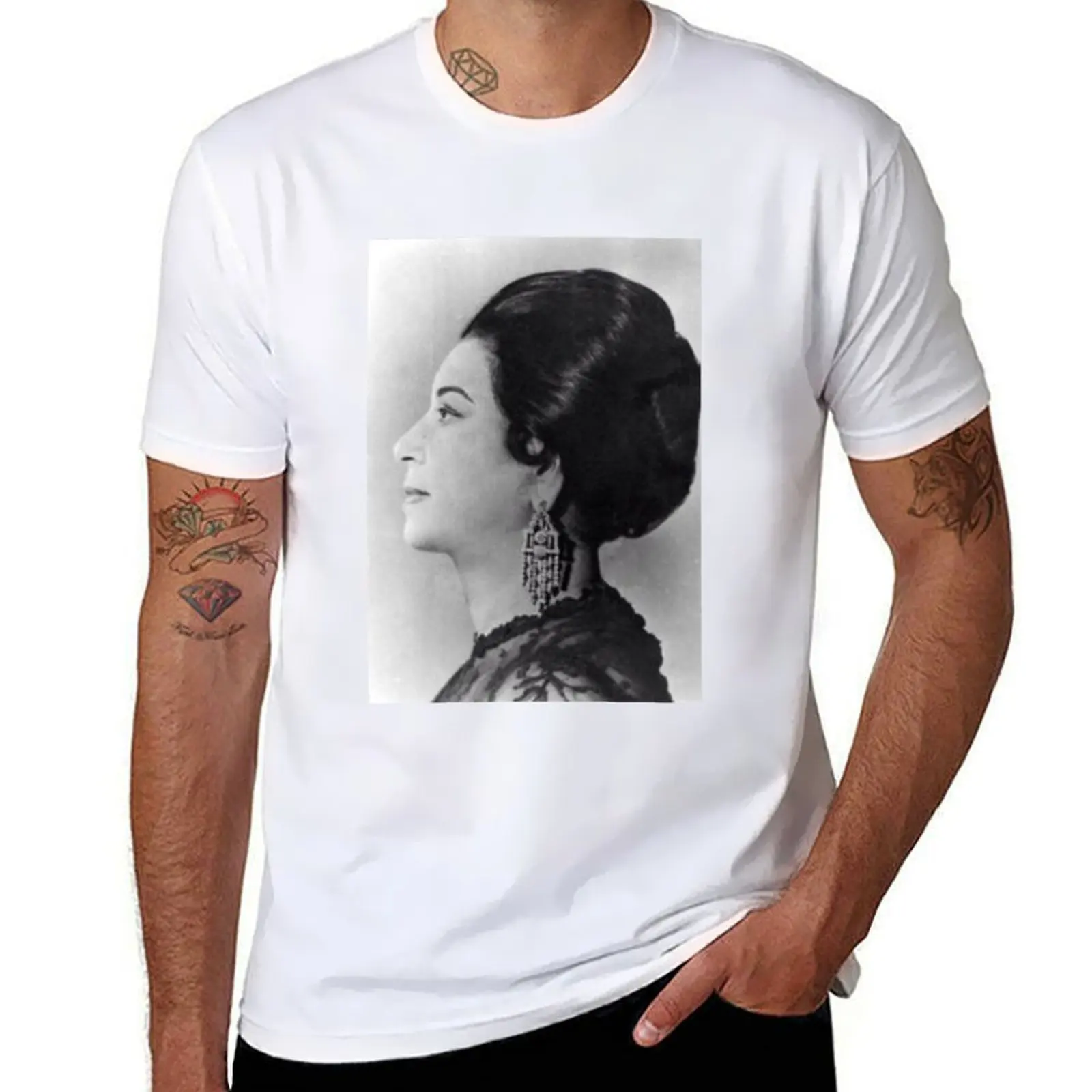 

umm kulthum T-Shirt t shirts for man slim fit t shirts for man graphic vintage T-Shirt