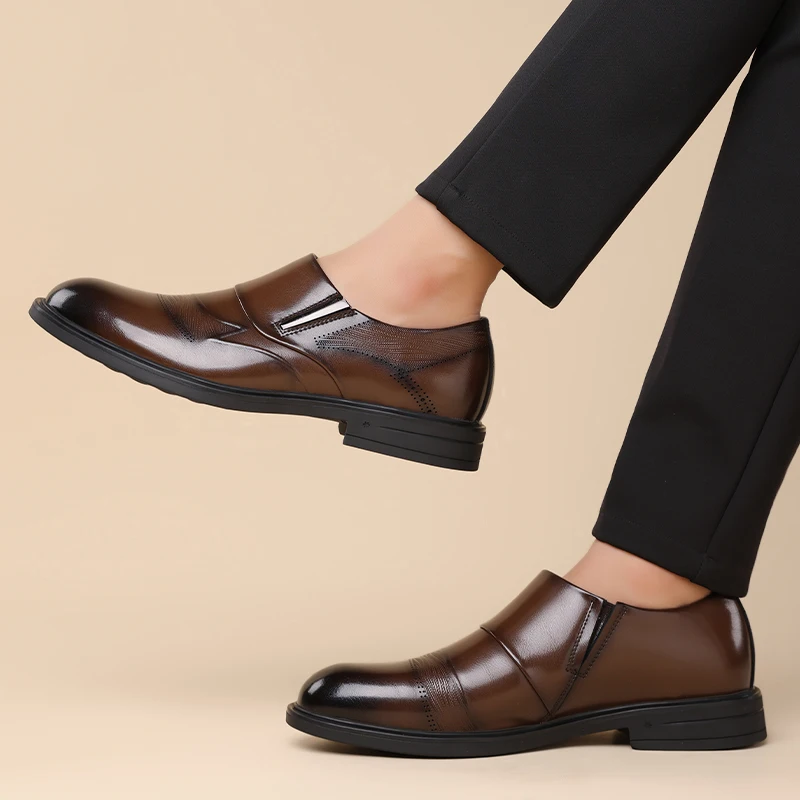 

Мужская деловая кожаная обувь. Элегантный высококачественный классический стиль. Офисные и рабочие костюмные туфли для взрослых. Черно-коричневые универсальные дерби.
