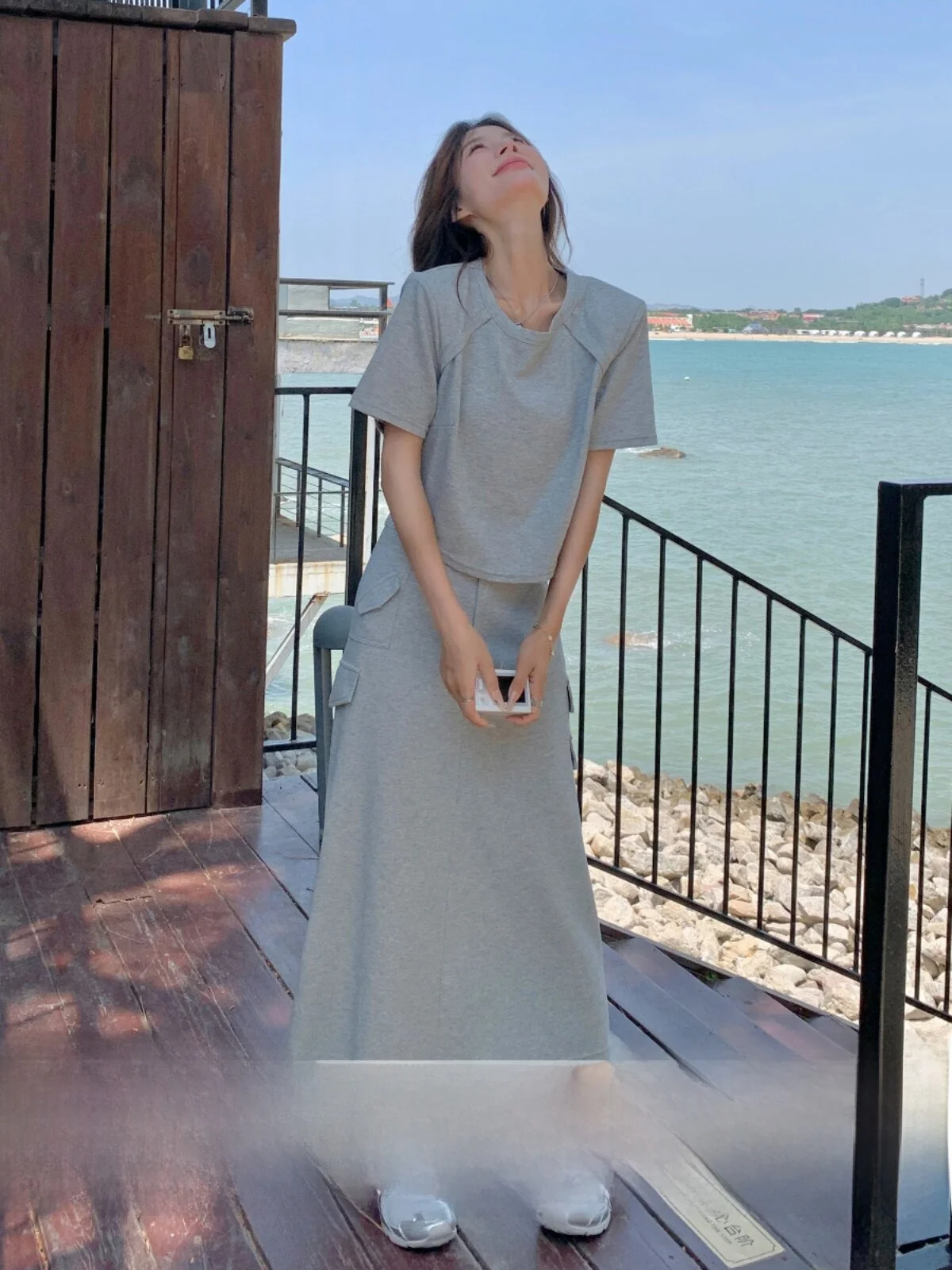 

Grey Casual Sporty T-Shirt And Skirt Set Women's Loose Fit Summer Outfit Two-Piece Ensemble Fashionable And Comfortable