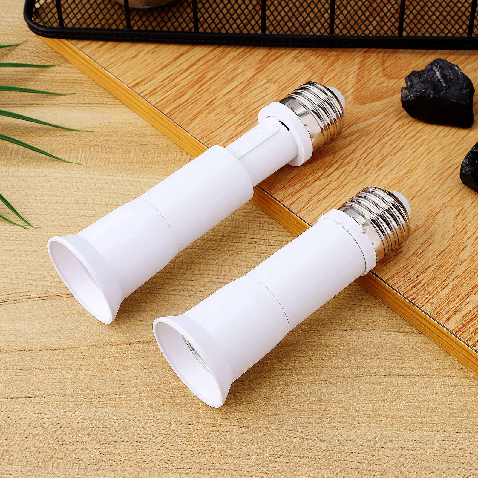 

2pcs E27 Light Bulb Extender Socket Extender Convertible Lamp Head Adapter for Kitchen Bedroom Room Garage LED