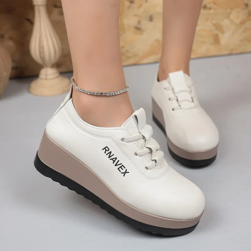 

Women's Thick Bottom Platform Shoes Comfortable Soft Sole Heightening Flats Spring Autumn Versatile Slimming Casual Loafers